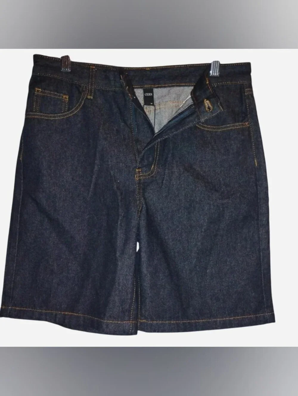NWT Cider Dark Wash Denim Shorts / Jorts (Size Medium)